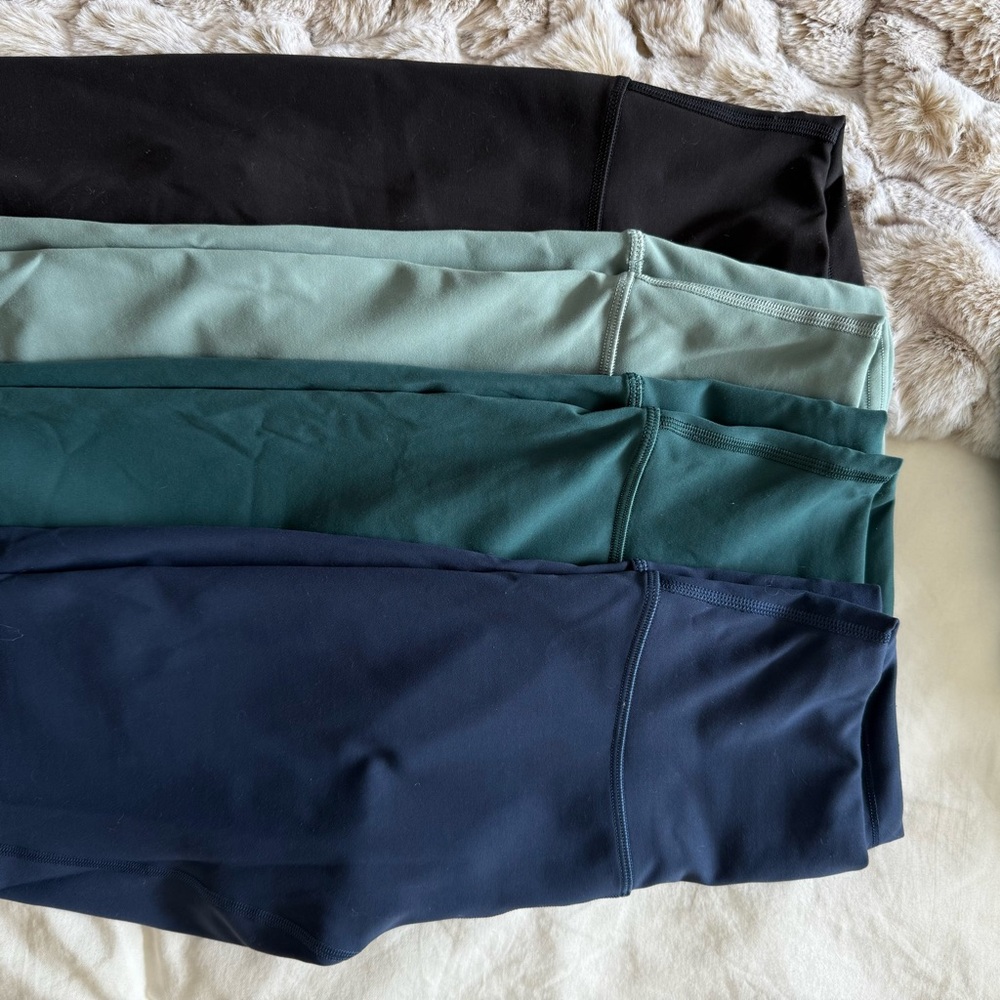 Lululemon Leggings - Wunder Train High Rise 23” and 25” - Size 4